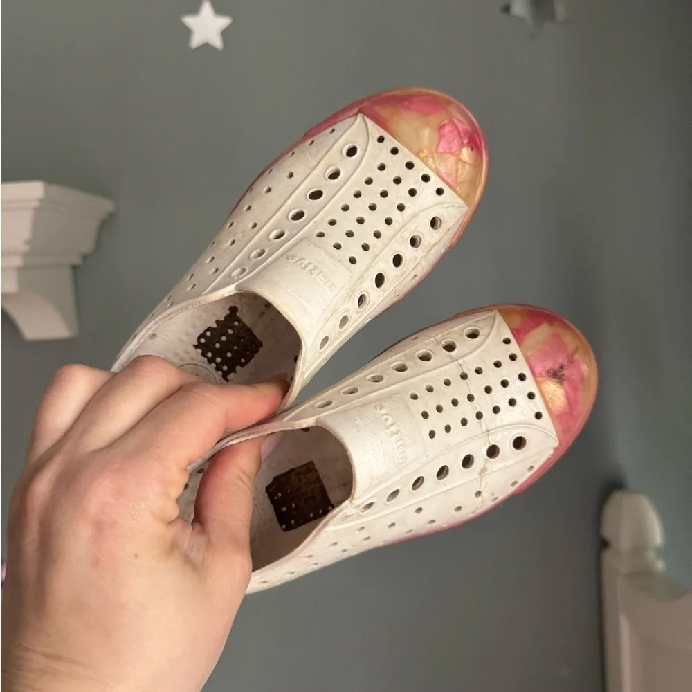 Native little girl’s water shoes